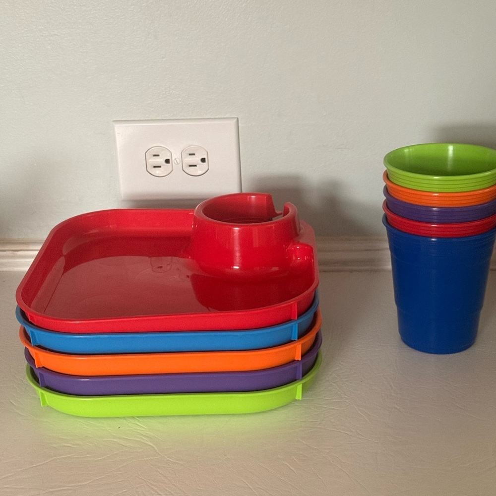 Colorful Kids Dinnerware Set